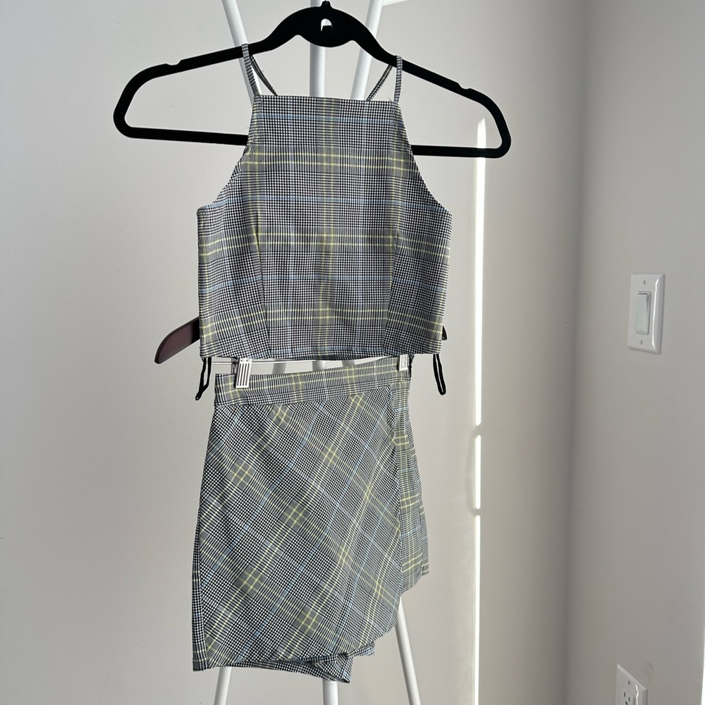 Garage Stretch Plaid Top & Skort Set